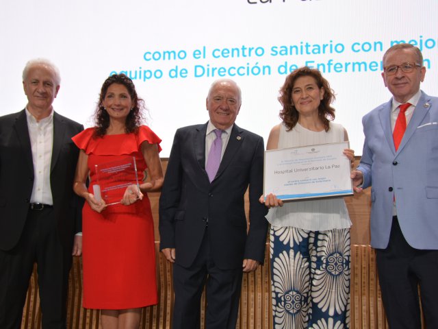 1.	Hospital La Paz de Madrid De izda a dcha: Jose María Sansegundo, Esther Rey, Florentino Pérez Raya, Herminia Ramos y Jorge Andrada